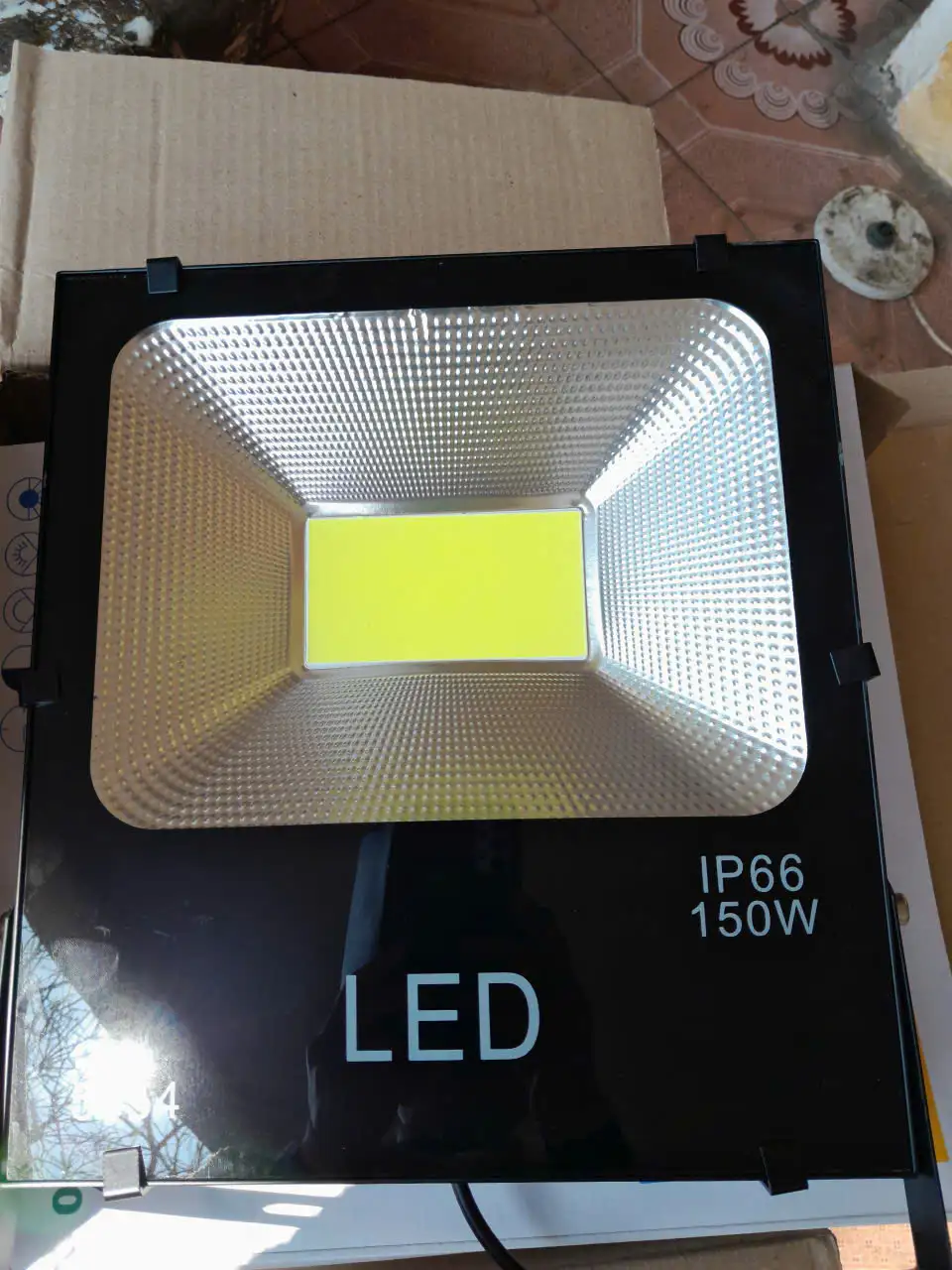 Đèn pha LED 150W